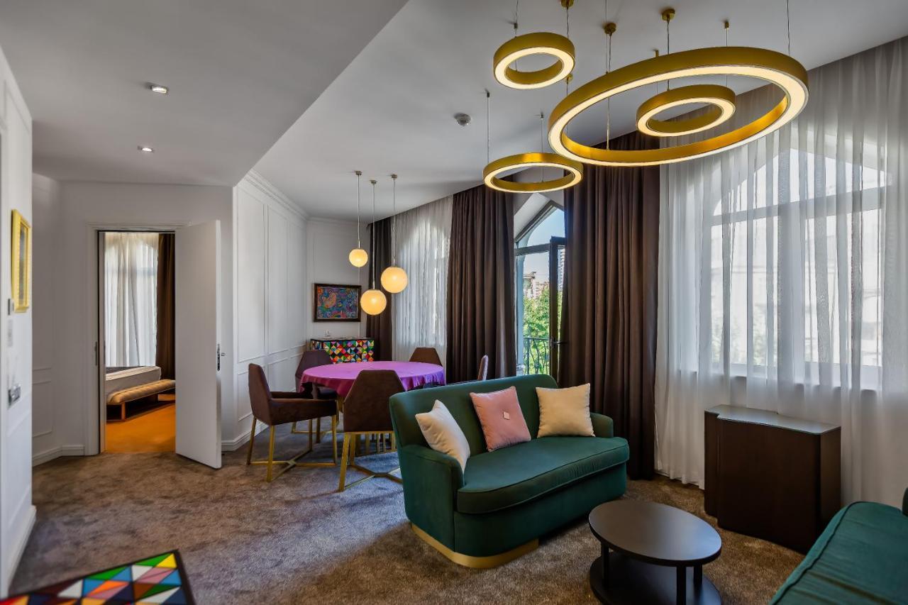 Ivy Garden Hotel Баку Екстериор снимка Suite at the Hotel