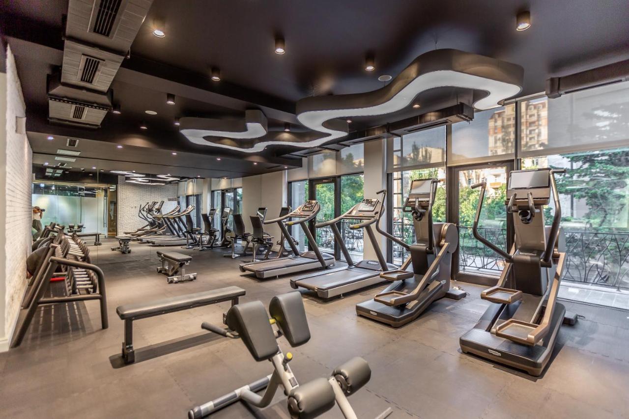 Ivy Garden Hotel Баку Екстериор снимка The gym at the hotel